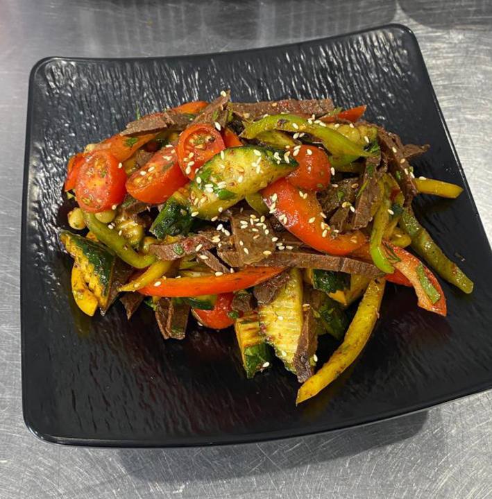 Восточный салат